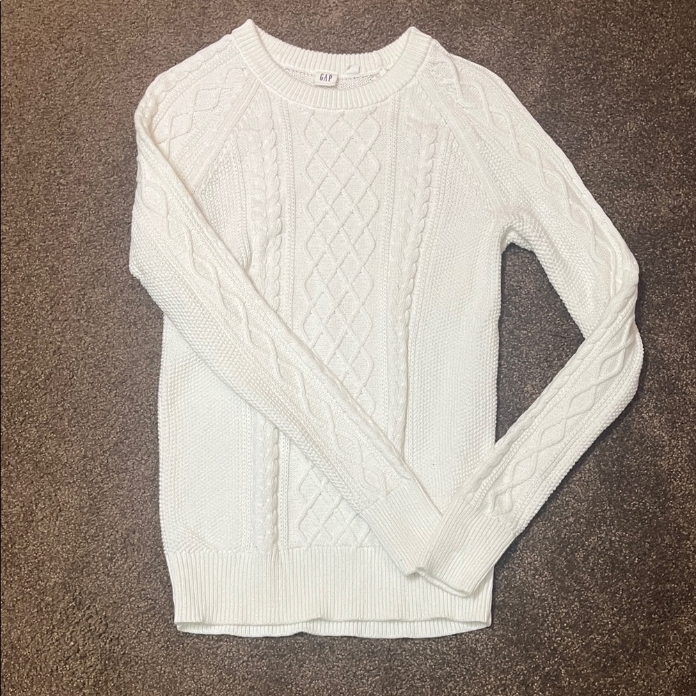 GAP Women's Cream Cable Knit Crewneck Sweater